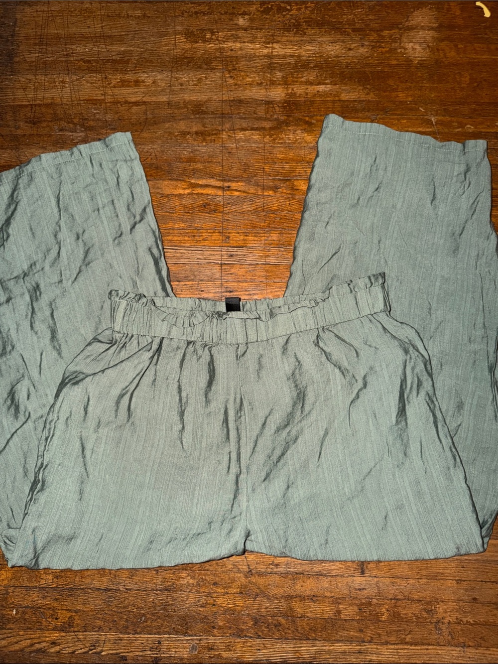 3/$15. Ladies SHEIN pants 12